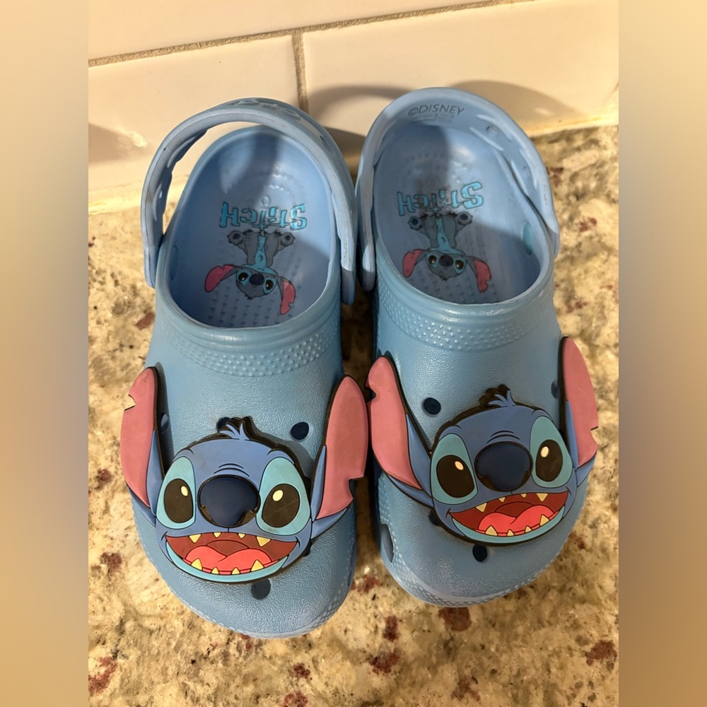 Stitch Crocs